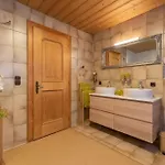 Haus Helena Apartment