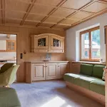 Haus Helena Apartment