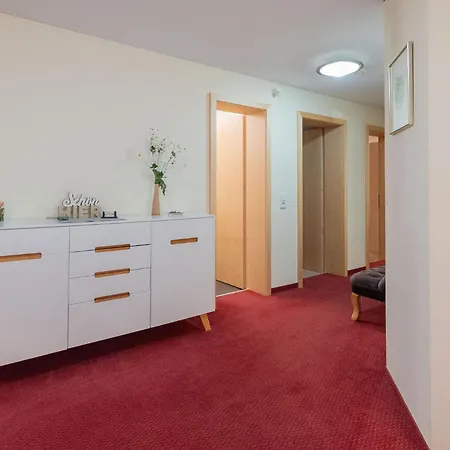 Haus Helena Apartment *
