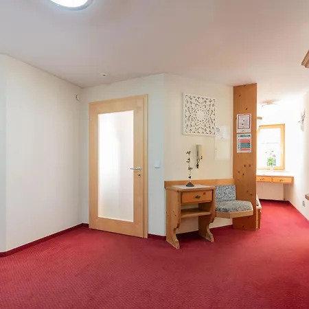 Apartment Haus Helena Mellau