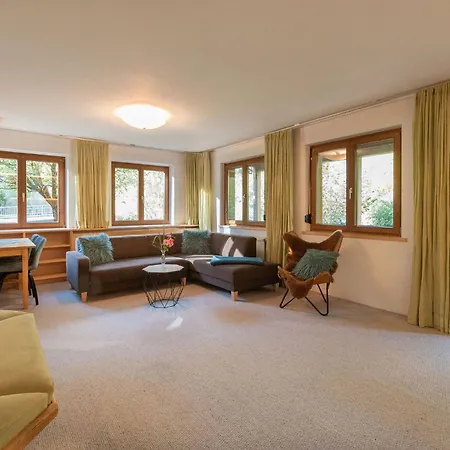 Haus Helena Apartmán *